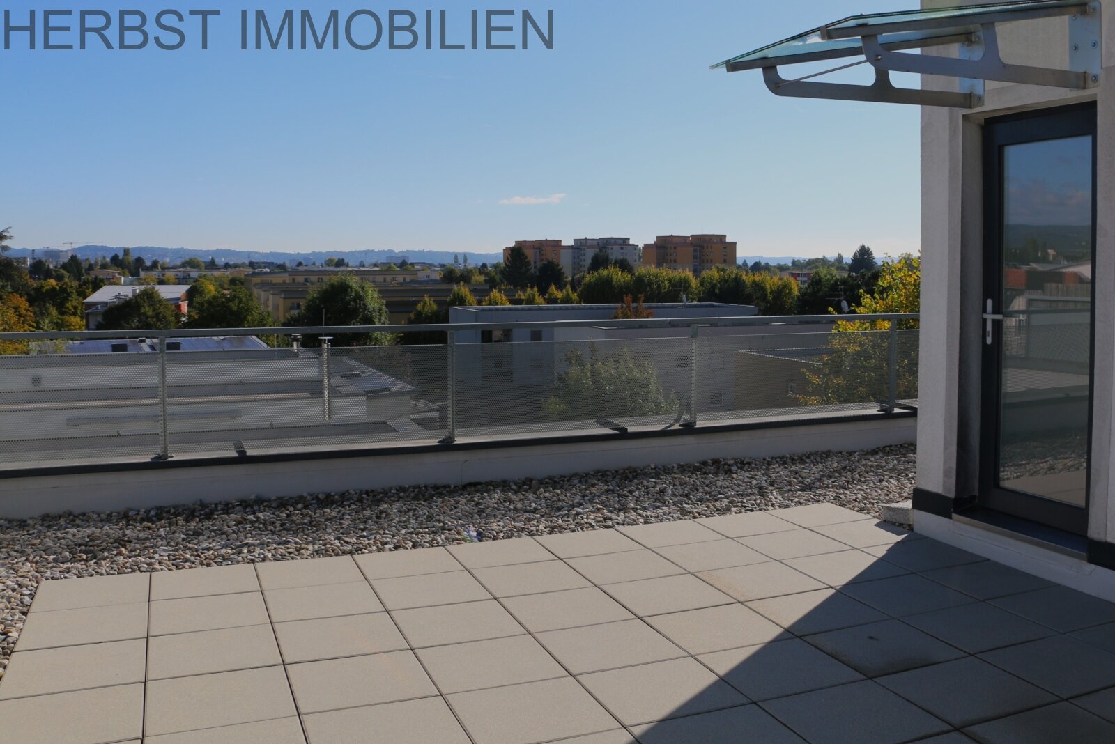 WETZELSDORF: STILVOLLE ELEGANZ+ 67 m² PANORAMATERRASSE+RUHELAGE AM FUSSE DES PLABUTSCH  WETZELSDORF: STILVOLLE ELEGANZ+ 67 m² PANORAMATERRASSE+RUHELAGE AM FUSSE DES PLABUTSCH
