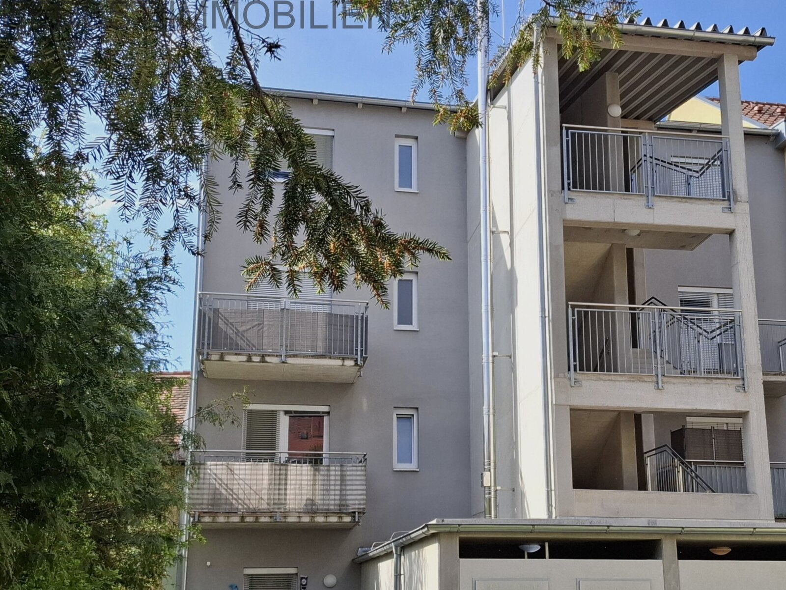 EGGENBERG: GRAZER BETONGOLD MIT 8 WOHNUNGEN+TERRASSEN+BALKONE+KELLERABTEILE+GARTEN 