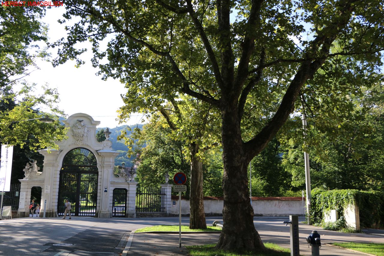 SCHLOSS EGGENBERG