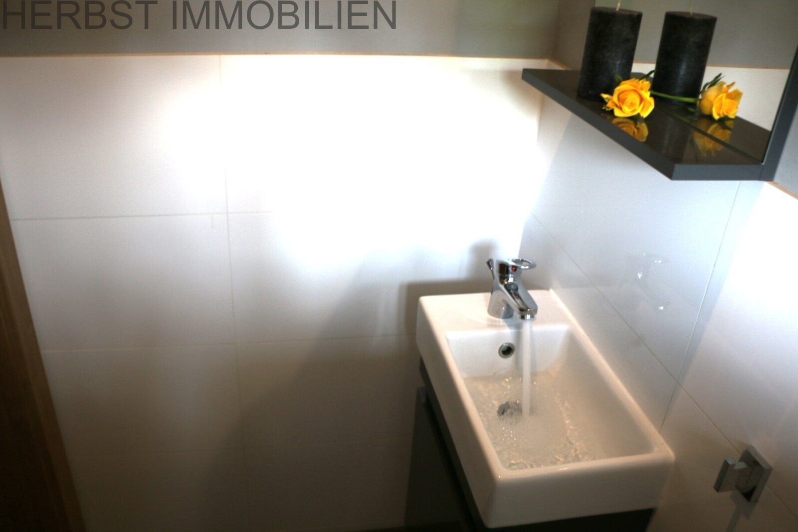 Waschbecken Gäste WC EG Waschbecken Gäste WC EG
