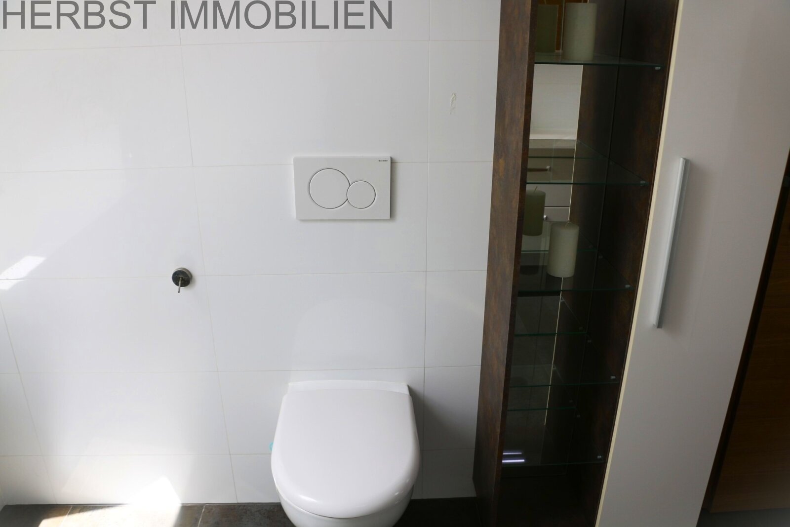 WC DG WC DG